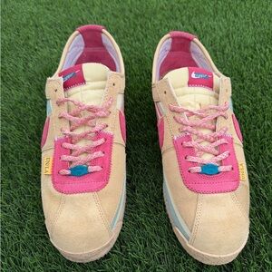 Union Collab Nike Cortez shoes